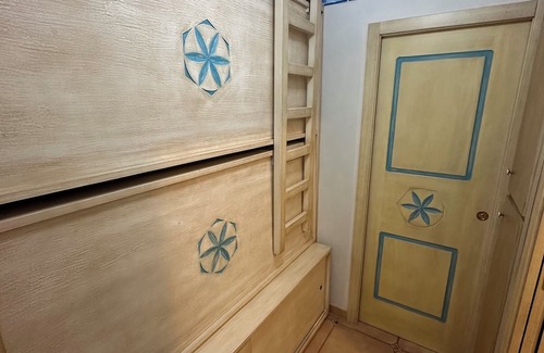 Portisco Apartment | Family-Friendly Vrbo Property with Kitchen & Breakfast Included