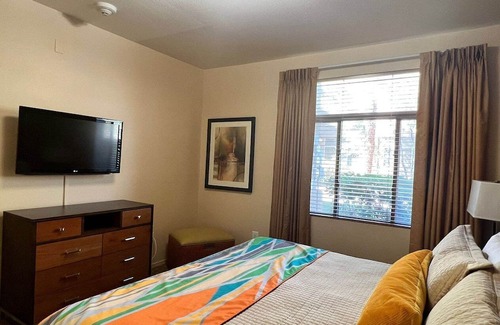 Spring Valley Resort | Elegant One-Bedroom Unit with Hot Tub and Breakfast Included
