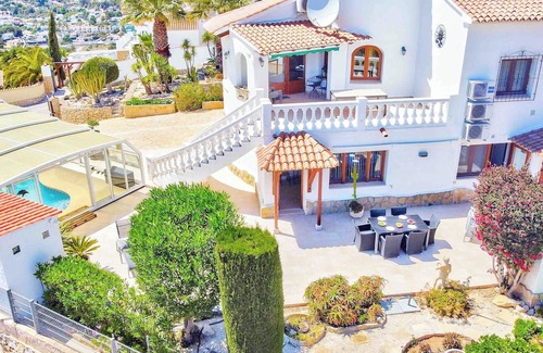 Paichi Apartment | Private Pool Apartment for 6 with Oceanfront Views