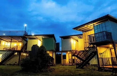 Lyudao House | Relax at The Reef Diving Resort: Ideal for Families