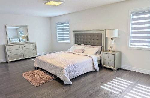 Niagara Falls House | Charming Home Just 8 Minutes from Niagara Falls Attractions