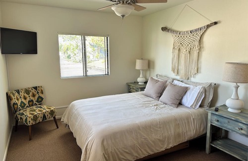 Lower State Condo | Modern Condo Steps from Funk Zone and Santa Barbara Beach