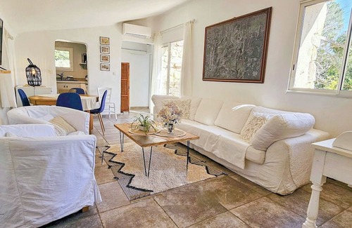 Porto-Vecchio Villa | Salvacintoggio Villa: Relax by the Pool with Ocean Views
