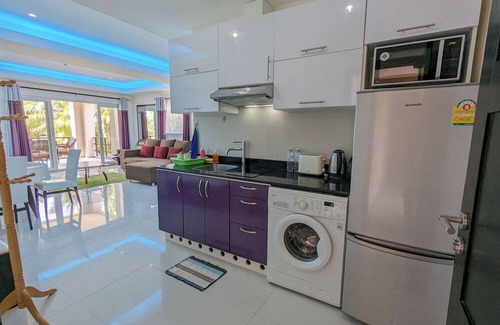 Klong Son House | 1 Bedroom Apartment with Sea View, Siam Royal View