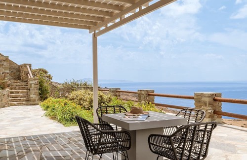 Kato Aprovatou Apartment | Sea View Apartment 'Captain's Pounda Suite' with Wi-Fi
