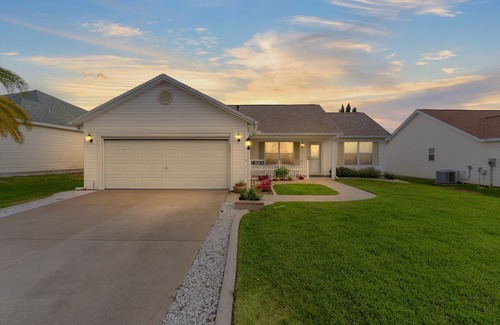 Glenbrook Cottage | Discover Batally Cottage: Pet-Friendly Retreat in Polo Ridge