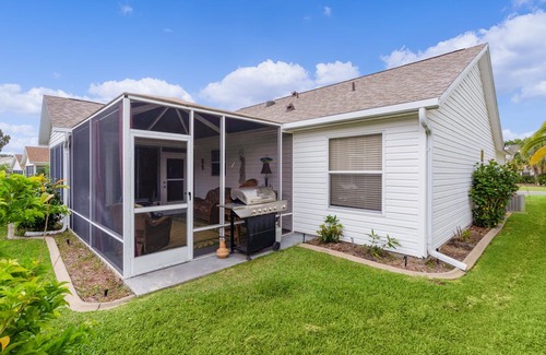 Glenbrook Cottage | Discover Batally Cottage: Pet-Friendly Retreat in Polo Ridge