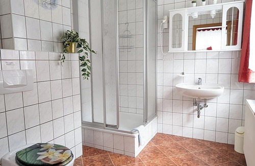 Fehrenbach Apartment | Family-Friendly Stay at Gästehaus Fehrenbacher Schweiz