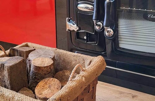 Laxe House | Discover AG Casa de Aldea Laxe: Beach & Garden Retreat
