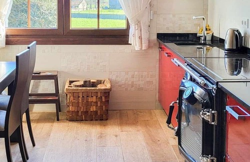 Laxe House | Discover AG Casa de Aldea Laxe: Beach & Garden Retreat