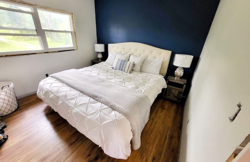 Magnetawan Cottage | Serene Creekside Retreat on Whalley Lake with Spa & Hot Tub