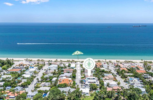 Birch Park Finger Streets House | Cozy Retreat Steps From the Beach with Heated Pool
