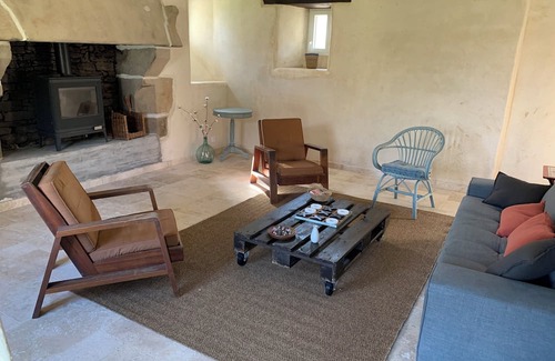Lanneanou House | Historic Manoir with Tennis Court & Private Pond Retreat