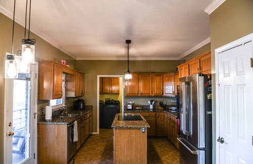Vass House | Ideal 4 Bed Home in Gated Golf Community for Families