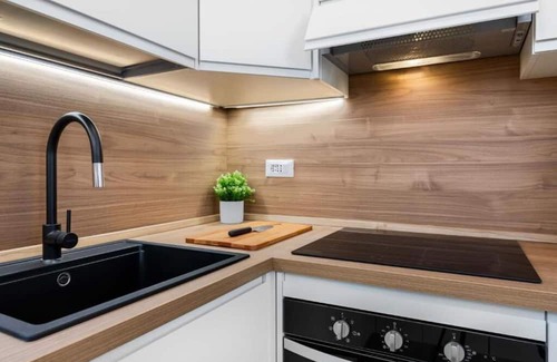 Fiera Apartment | Cozy 1-Bedroom Apartment in Milan for Up to 4 Guests
