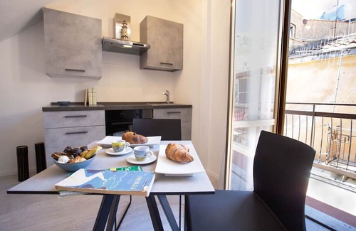 Monreale Apartment | Cozy Apartment in Monreale with Breakfast & Kitchen
