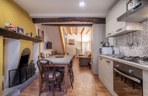 Sala Comacina Apartment | Apartment in Sala Comacina with 2 bedrooms sleeps 6