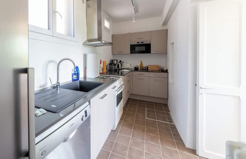 Sauveterre House | Enchanting Provençal Villa with Pool in Sauveterre