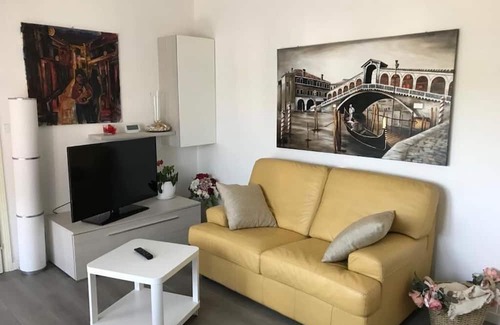 Altavilla Vicentina House | Casa Clara: Cozy Accommodation in a Quiet Residential Area