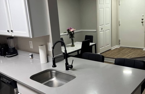 Germantown Apartment | Cozy 1-Bedroom Retreat with Spa & Family-Friendly Amenities