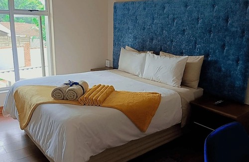 Mtunzini House | Witpeer Guesthouse: Family-Friendly Stay with Pool Access