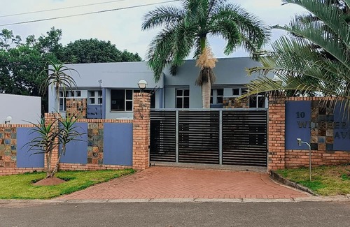 Mtunzini House | Witpeer Guesthouse: Family-Friendly Stay with Pool Access