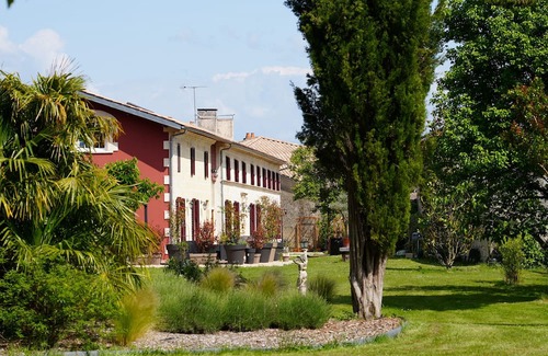 Gauriaguet House | Discover Chambre d'Hôtes Ambre: Family-Friendly Retreat
