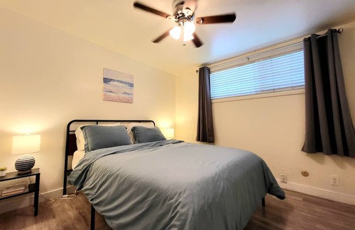 Taylorsville House | Cozy 3-Bedroom Retreat in SLC Valley Center with Spa