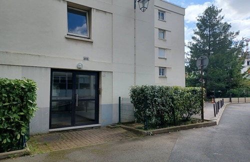 Passerelle Apartment | Inviting 50 m² Retreat Near Picpus with Kitchen & Breakfast