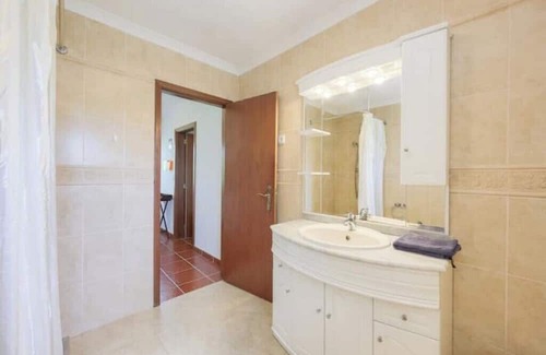 Mangualde Apartment | Charming Rural Apartment Perfect for Family Getaways