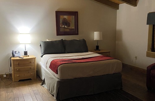 Spotsylvania Cabin | Lakefront Resort with Pools, Kayaks, and Campfire Fun
