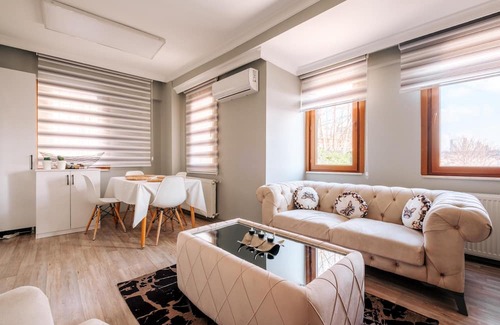 Sakarya Apartment | Ideal Flat Close to Golden Horn & Bilgi University
