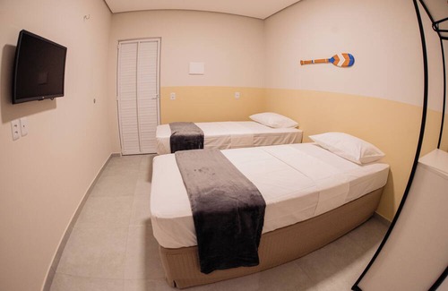 Capitao de Campos Hotel | Relax at Pousada Quaresma: 4-Star Family-Friendly Retreat