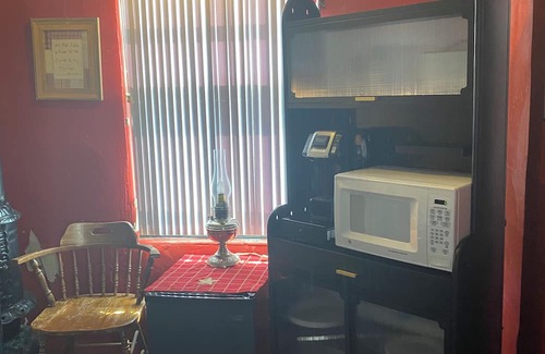 Wykoff House | Adventure Awaits at Wykoff Historical Jail Haus Bunk Stay