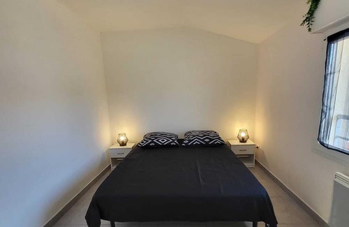 Mas Guerido House | Relaxing Maison Just 12 Minutes from the Beach