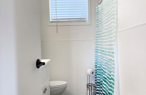 Naufrage Apartment | Waterview Retreat: Pet Friendly, Near Trails & Greenwich Park