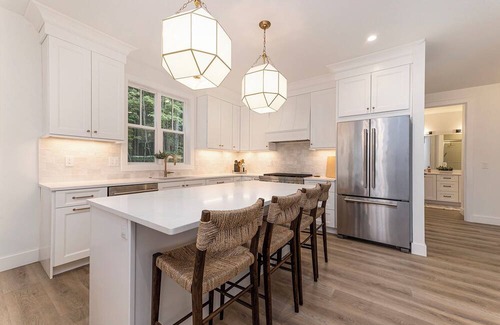 Lake Township Cottage | Perfect Lakefront Crystal Lake Cottage with Stunning Views