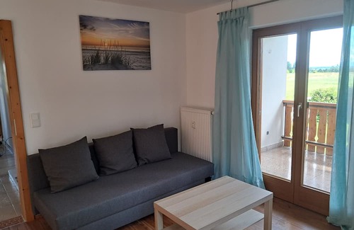 Edling Apartment | Scenic Mountain View Apartment in Tranquil Countryside