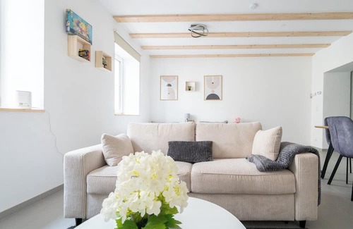 Mautern an der Donau Apartment | Wachau Family Oasis: Garden Retreat with Pool & Spa