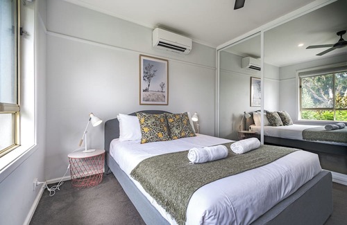 Forest Hill Villa | Family-Friendly Villa with 3 Bedrooms in Forest Hill, VIC