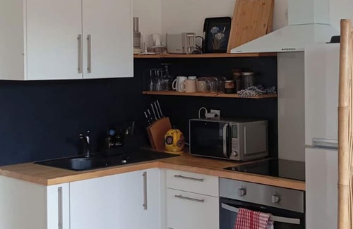 Saint-Bruno - Saint-Victor Apartment | Relax at Vers L'océan - Peaceful Stay in Central Bordeaux