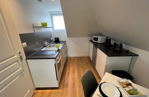 Saint-Quentin Apartment | Cozy Stay at Le Jungle: Fully Furnished Studio Retreat