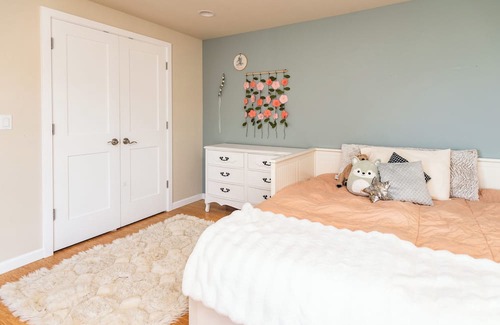 Gig Harbor House | Private Island Waterfront House in Gig Harbor Awaits You