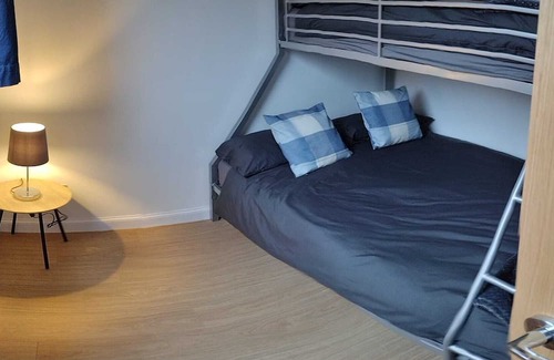 Innerleithen Apartment | Immaculate 2-Bed Apartment with Breakfast in Innerleithen