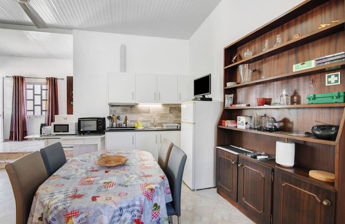 Colmeal Apartment | Cozy Studio Apartment "Holiday Home Medronhal Faro" Awaits