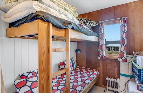 Floutrup House | Relaxing Oceanfront Retreat "Hereth" near the Inlet