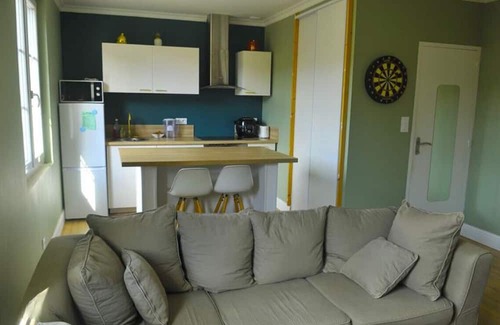 Couze-et-Saint-Front Apartment | Cozy One-Bedroom Apartment in Central Lalinde with Spa