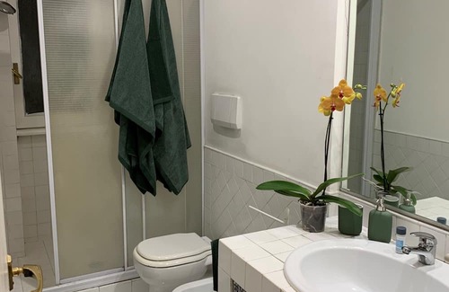 Quartiere XV Della Vittoria Apartment | Cozy Apartment 'Casetta In Centro' with Balcony & Wi-Fi