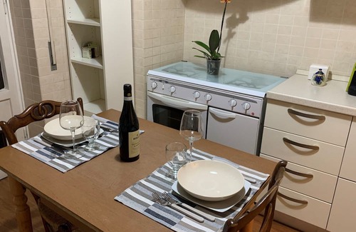 Quartiere XV Della Vittoria Apartment | Cozy Apartment 'Casetta In Centro' with Balcony & Wi-Fi