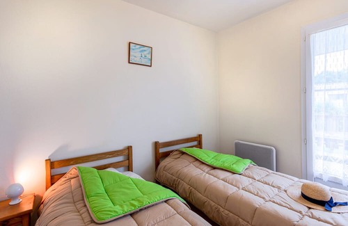Mache Resort | Eco-Friendly Retreat with Pool and Garden in Holiday Village